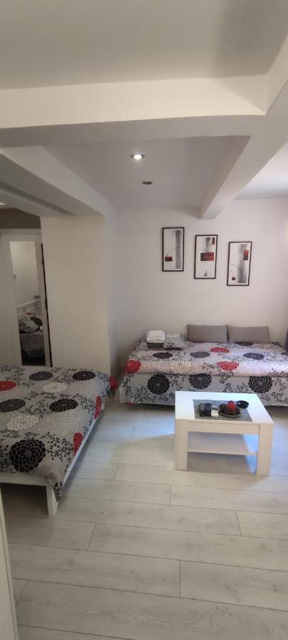 Studio Apartman Kocka Appartement Belgrado Buitenkant foto