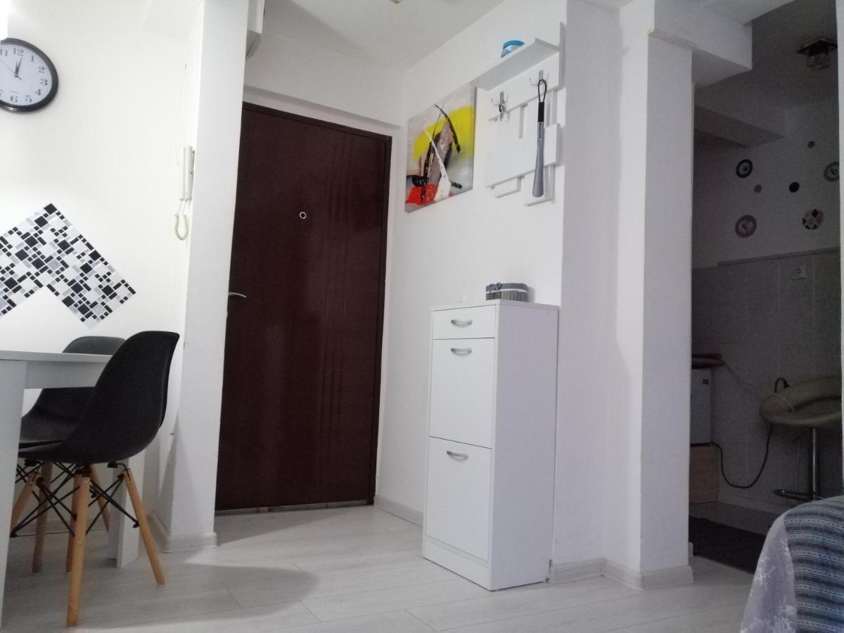 Studio Apartman Kocka Appartement Belgrado Buitenkant foto