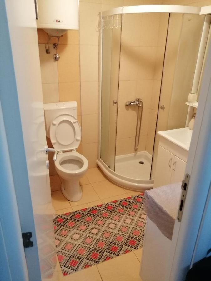 Studio Apartman Kocka Appartement Belgrado Buitenkant foto