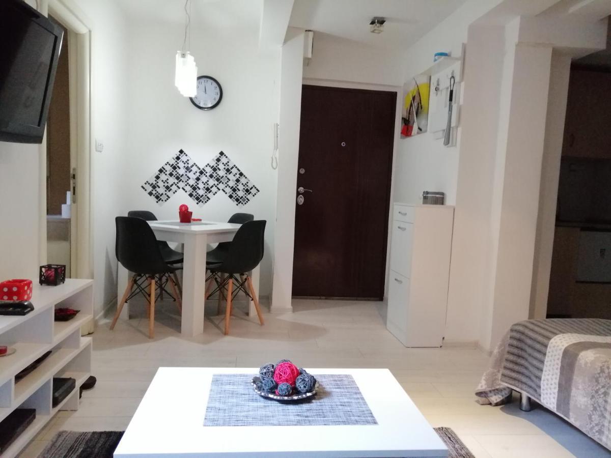 Studio Apartman Kocka Appartement Belgrado Buitenkant foto